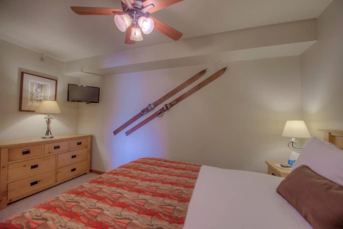 One Bdr Ski In Ski Out Condo Breckenridge Exterior photo